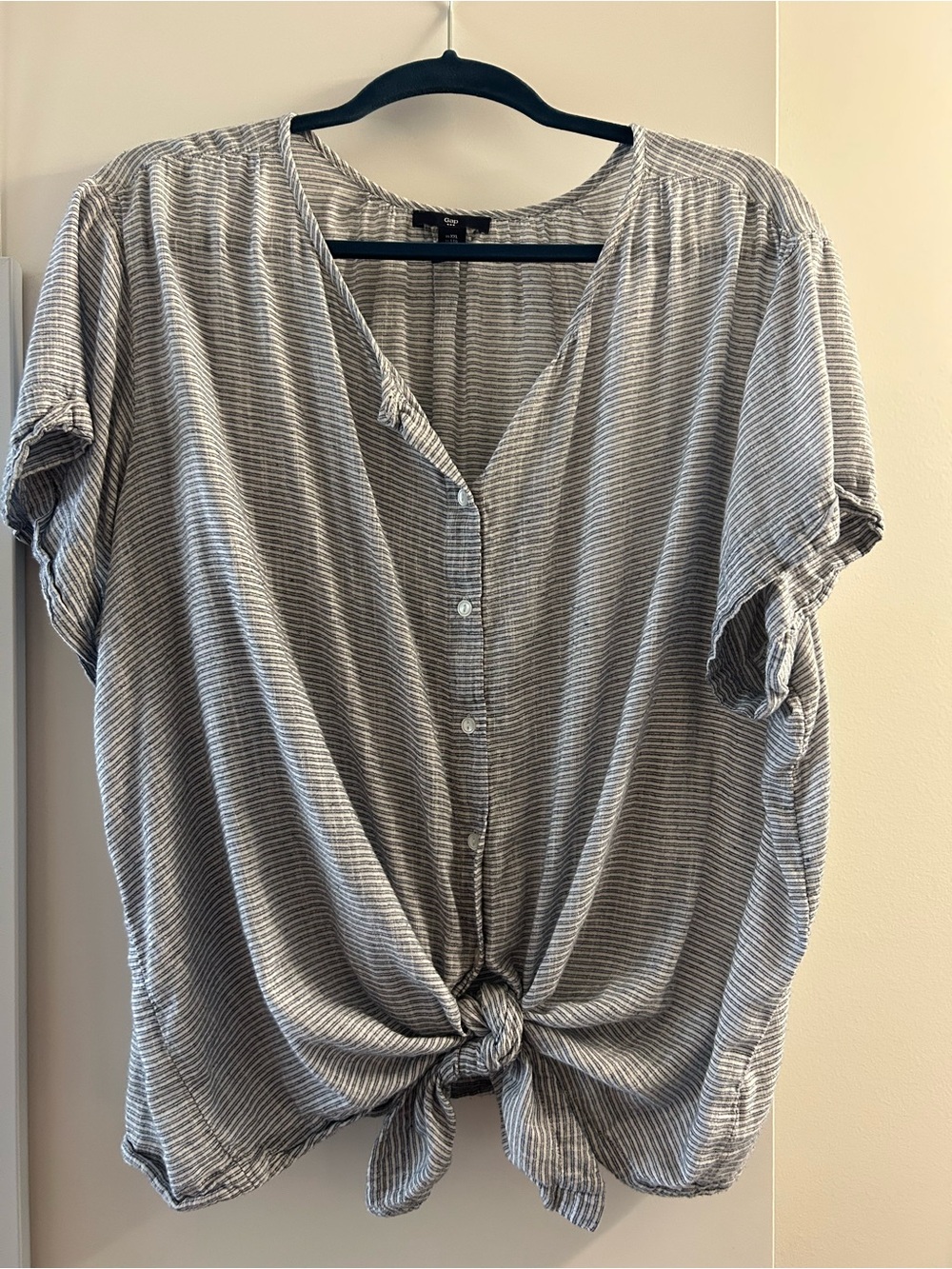 Super light short sleeve GAP tie top